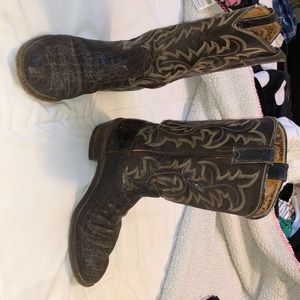 brown cowboy boots